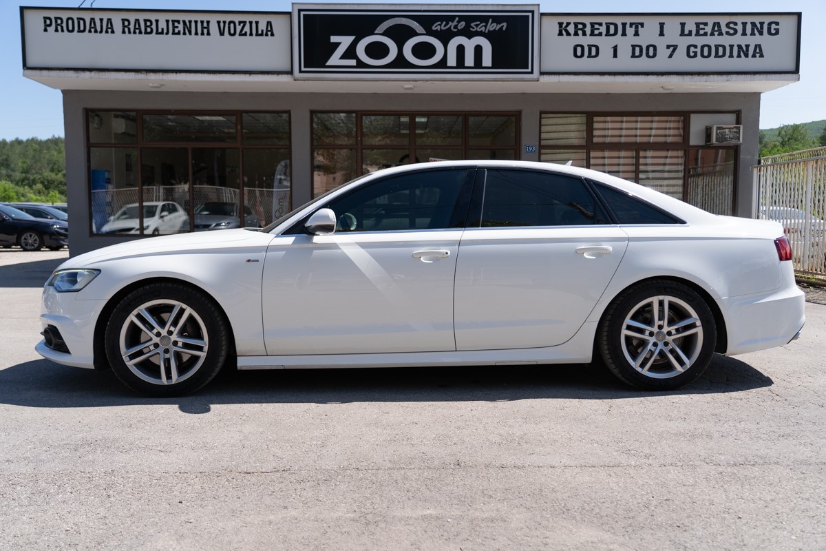 Audi A6
 2,0 TDI S-line