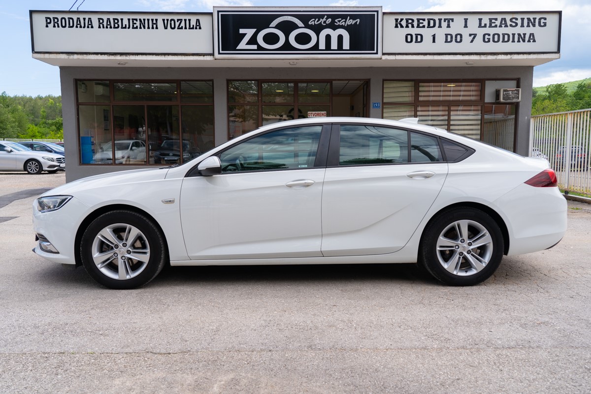 Opel Insignia 1,6 GrandSport