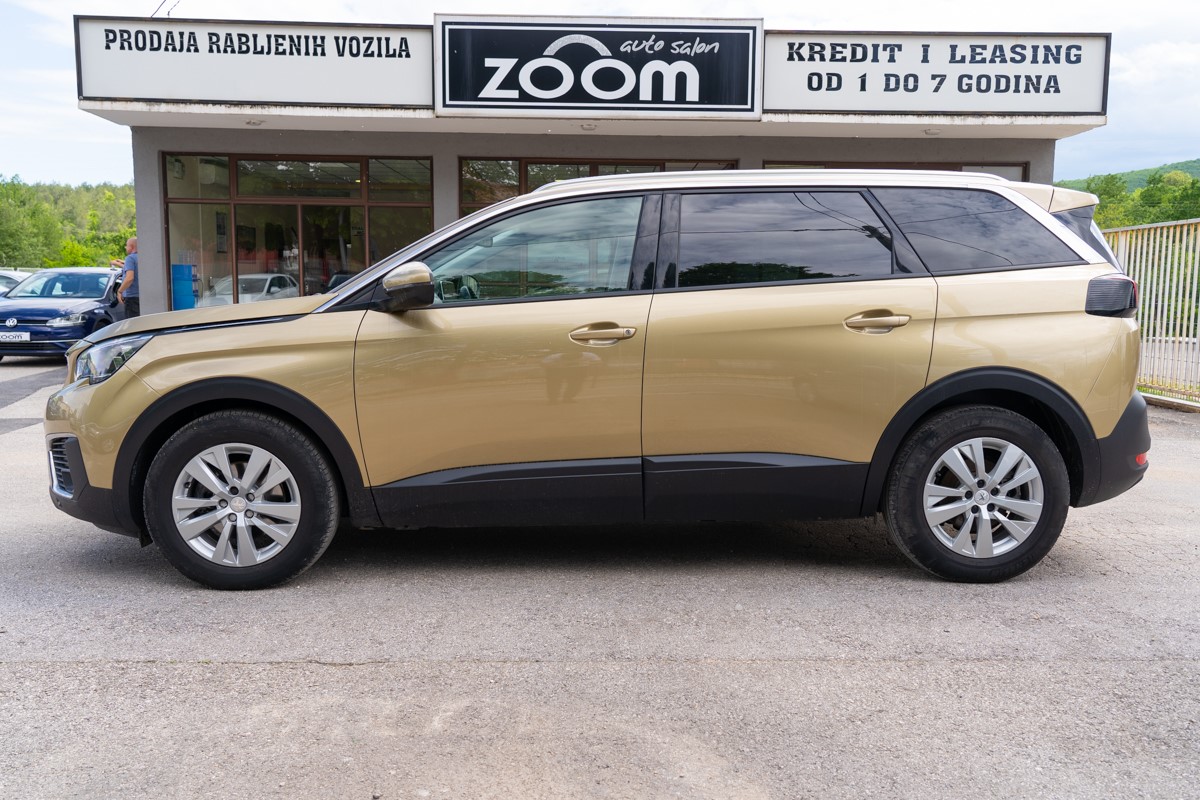 Peugeot 5008 1.6 BLUEHDI -7 SJEDALA - 