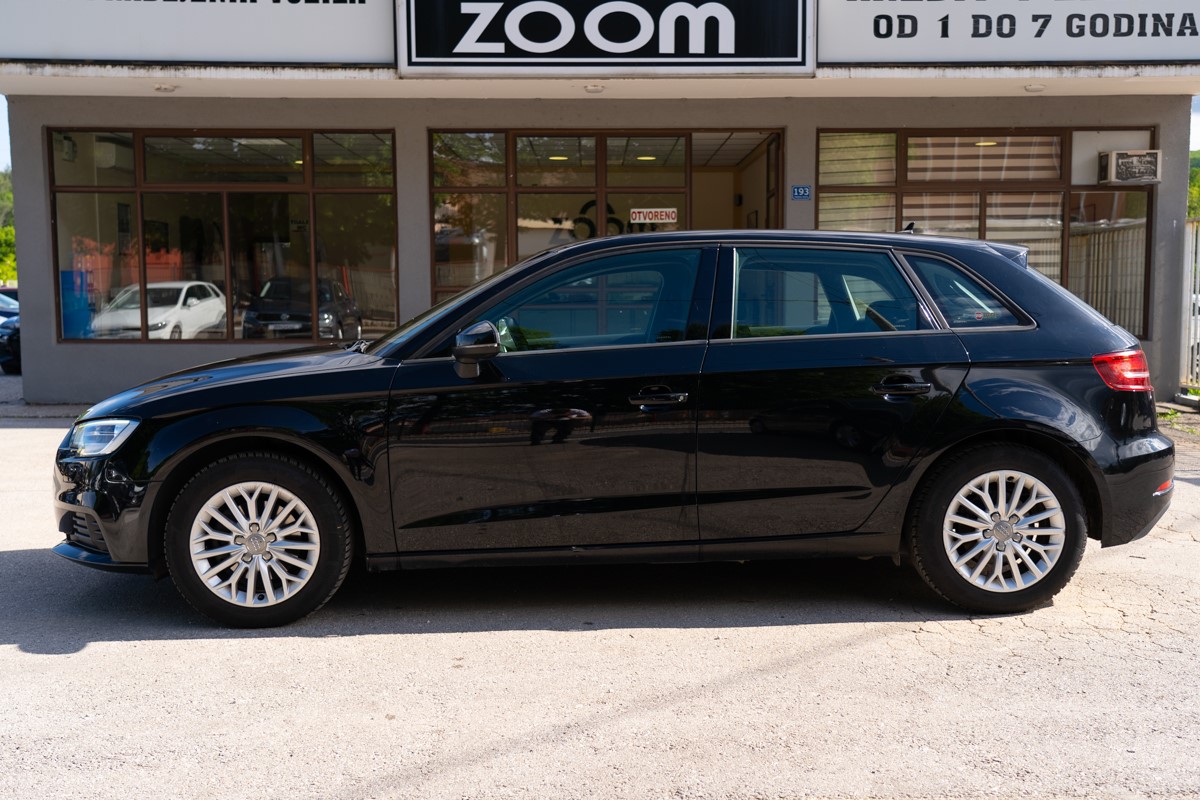 Audi A3
 1,6 TDI