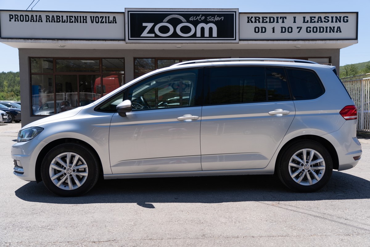 Volkswagen Touran 2.0 TDi Confortline Business DSG7