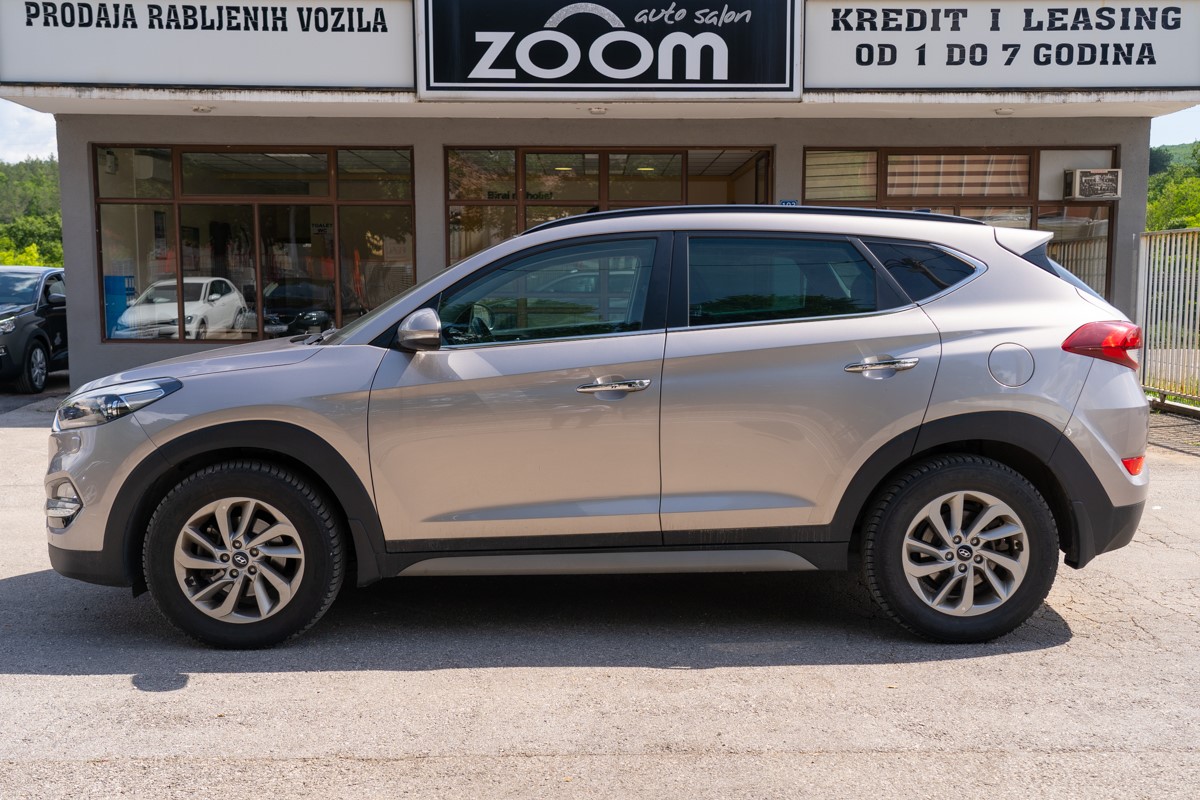 Hyundai
 Tucson
 2,0
