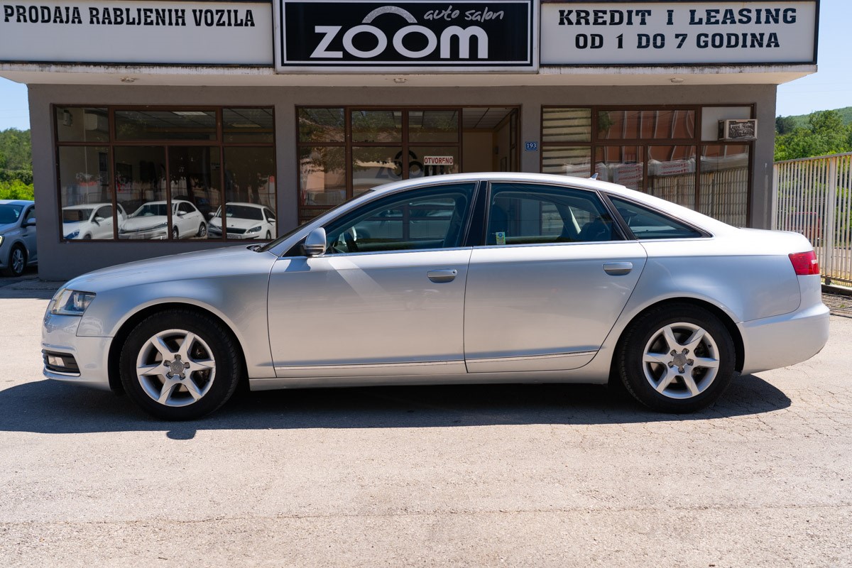 Audi A6
 2,0 TDI