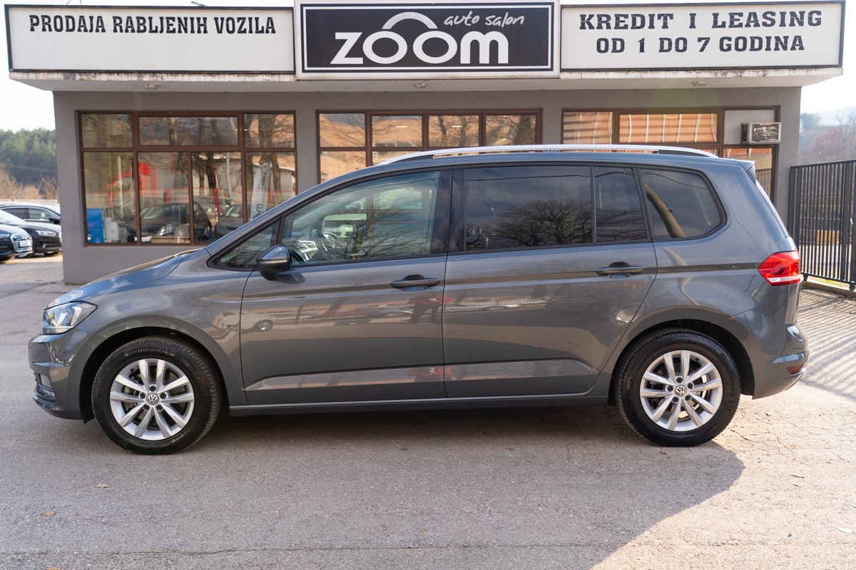 Volkswagen Touran 1,6 TDI DSG 7 sjedista