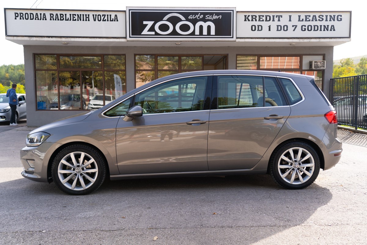 Volkswagen Golf SPORTSVAN  2.0 TDI HIGHLINE