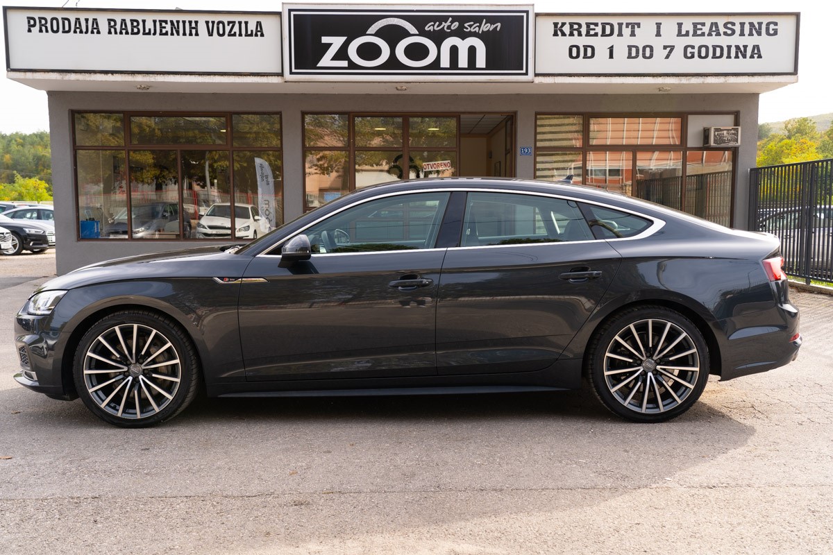Audi A5
 45 TDi Sportback Quattro