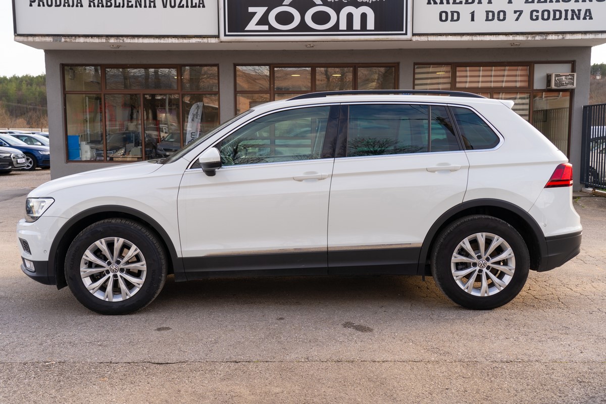 Volkswagen Tiguan
 2,0 TDI