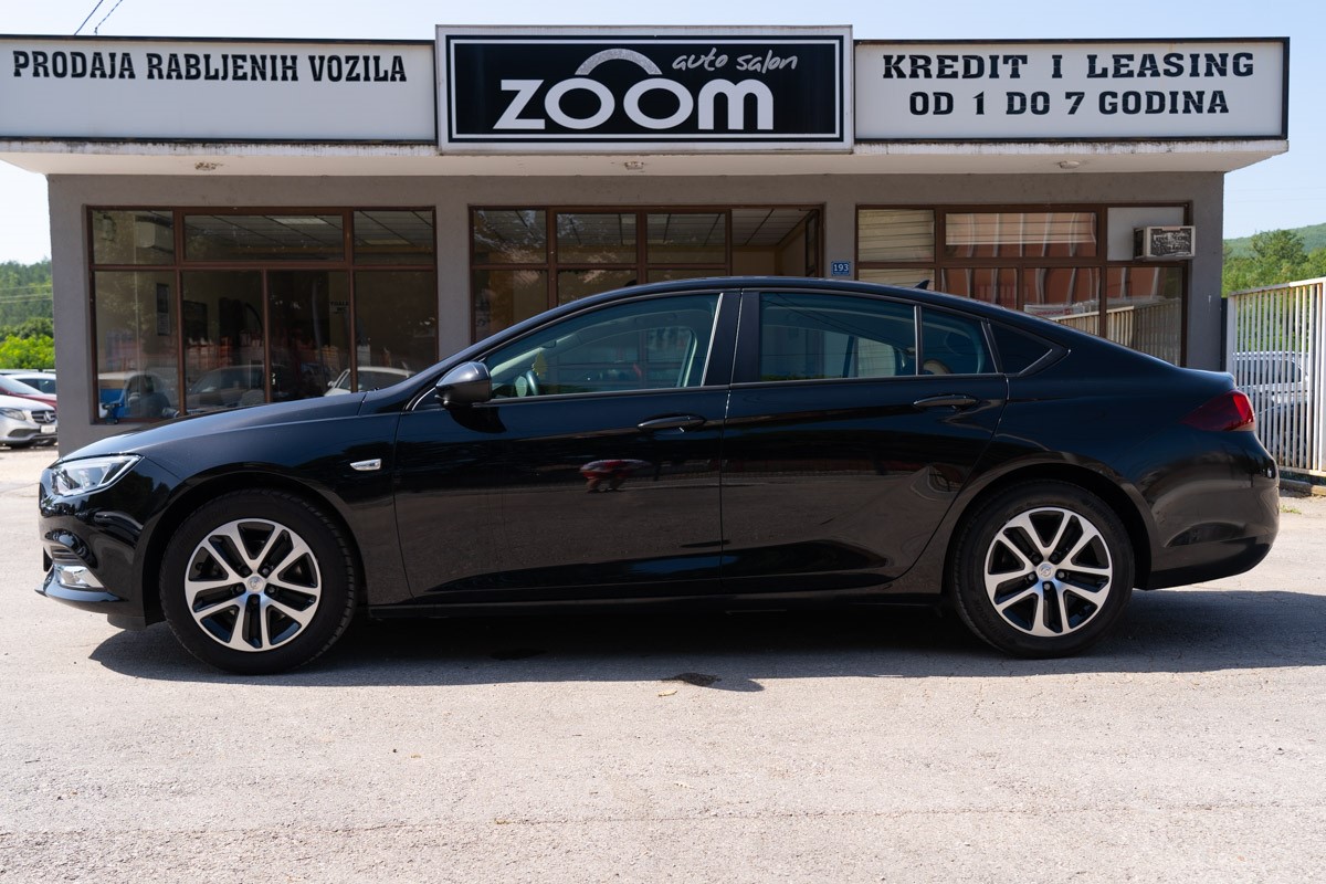 Opel Insignia 1.6 D