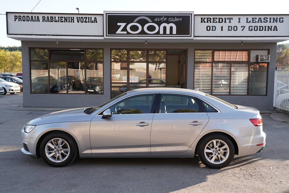 Audi A4
 2.0 TDI ULTRA 150 BUSINESS LINE