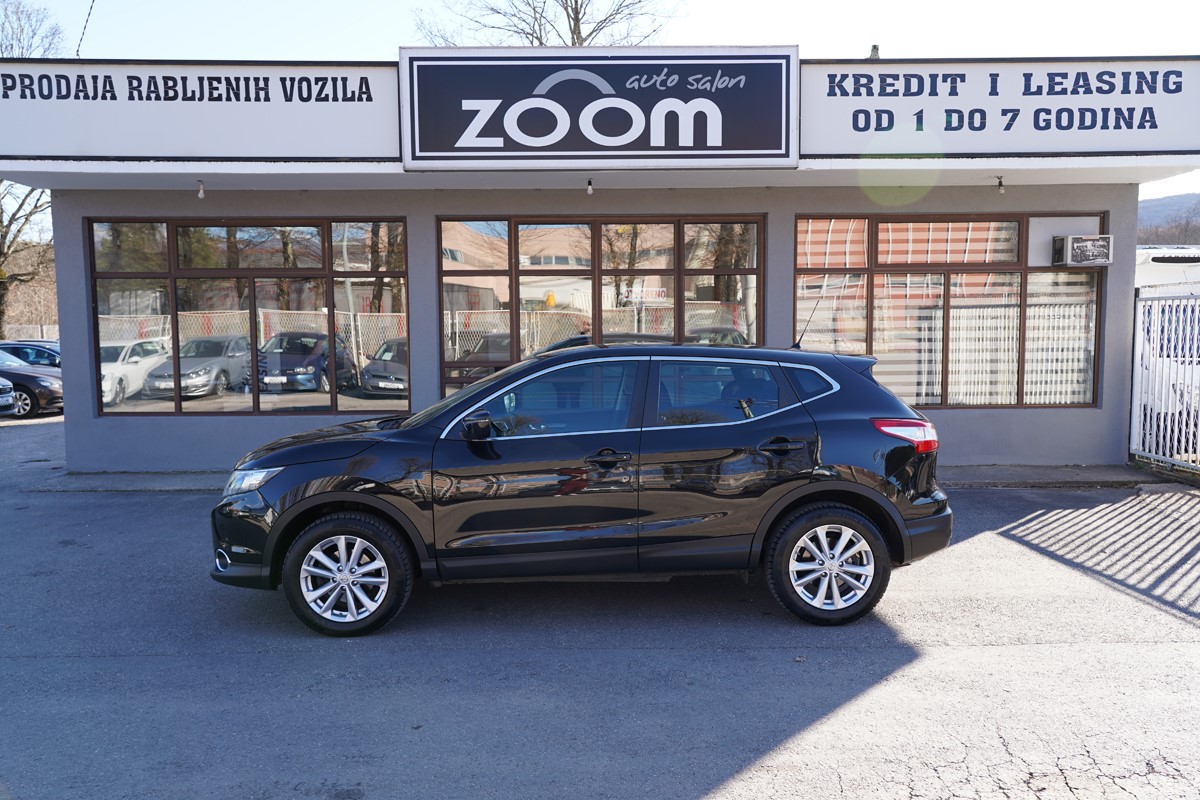 Nissan
 Qashqai 1,6 DCI
