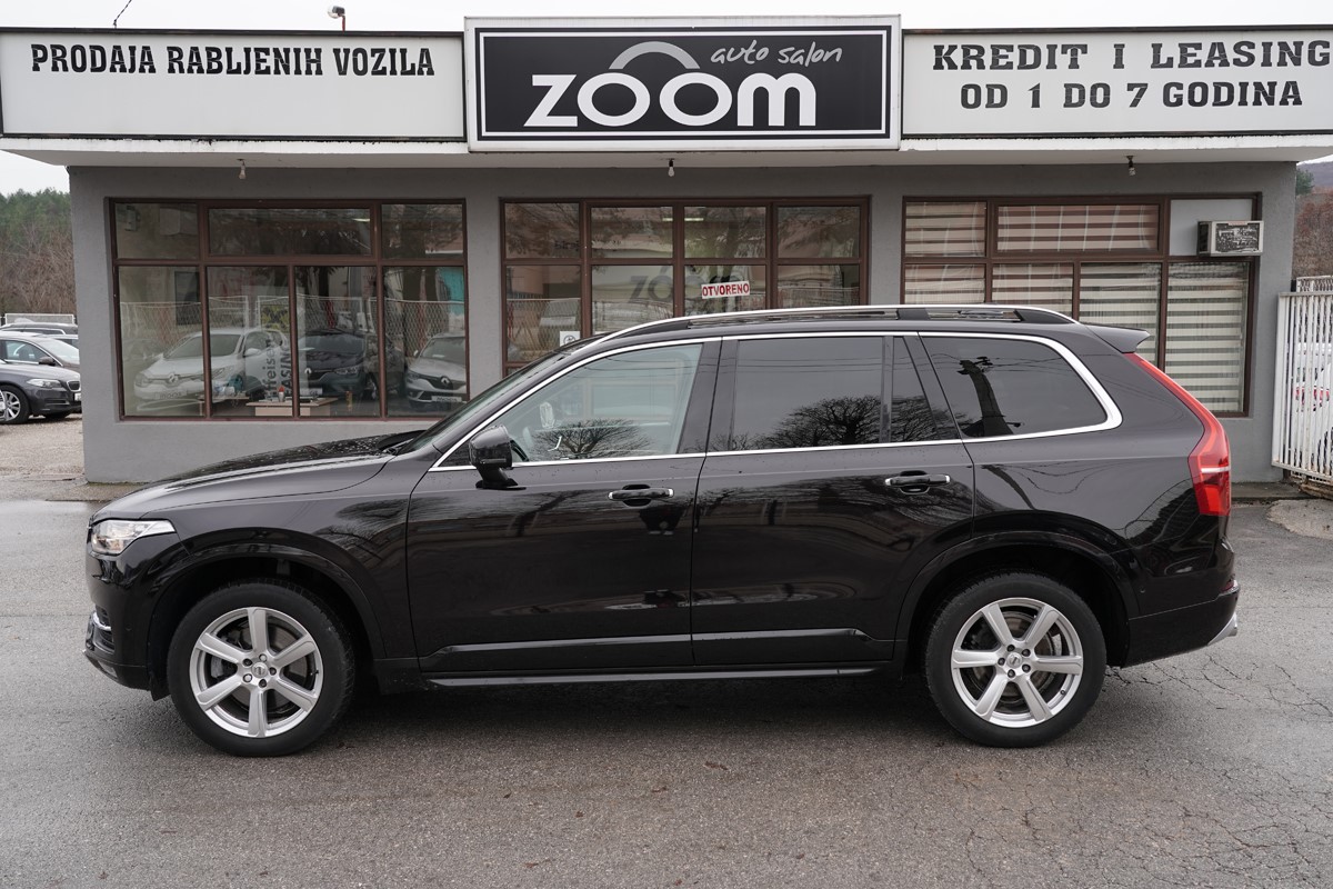 Volvo
 XC90 
 D5