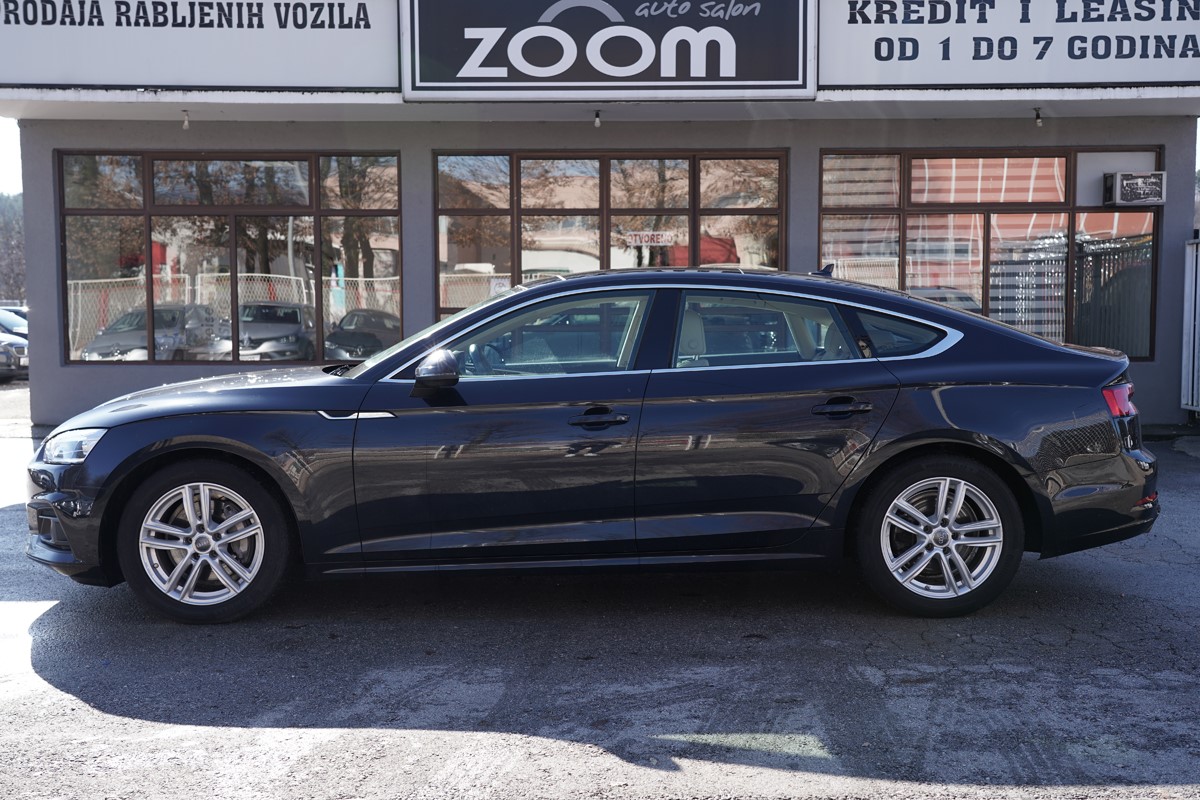Audi A5
 2.0 TDI Sportback