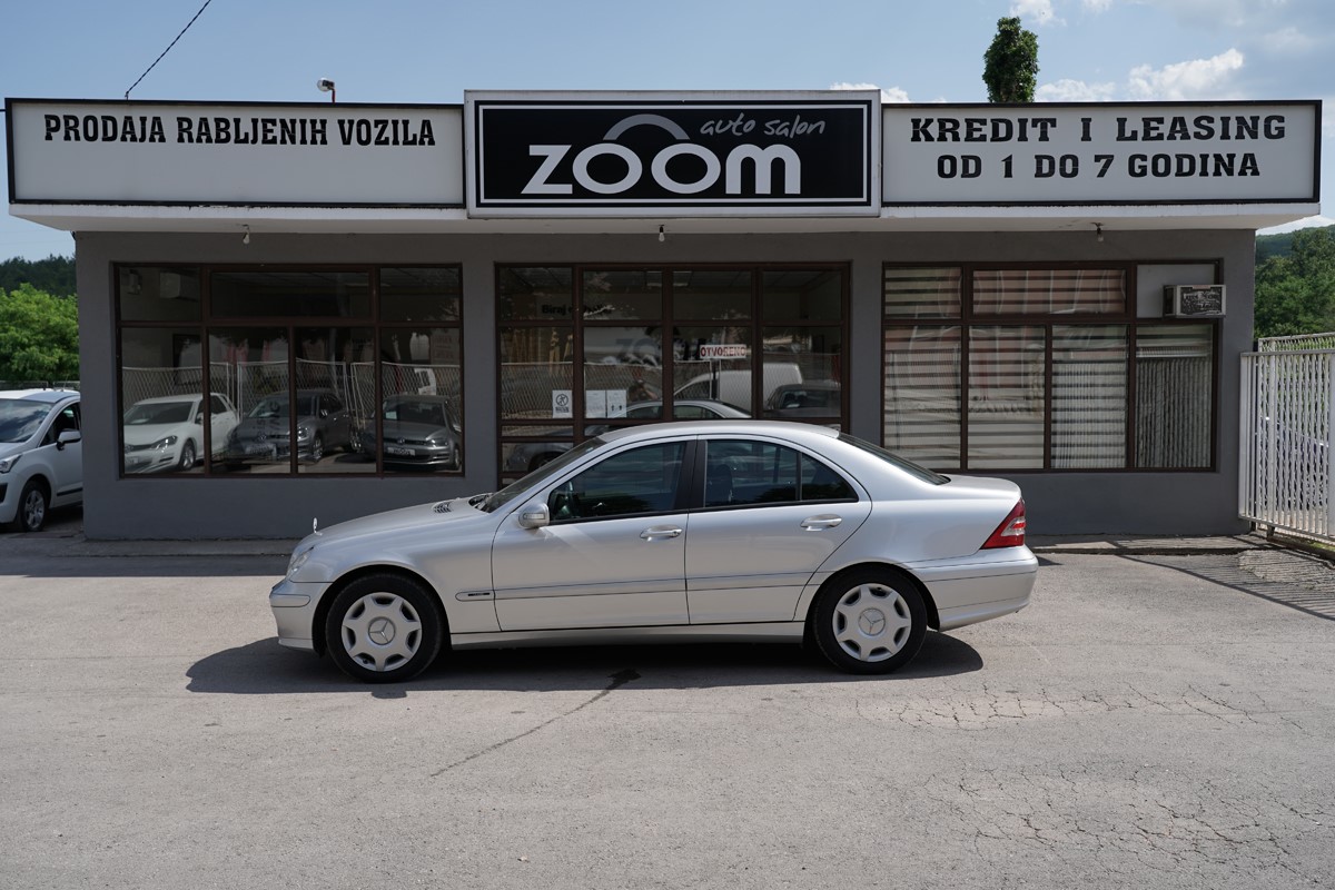 Mercedes-Benz C-Class
 C 200 CDI