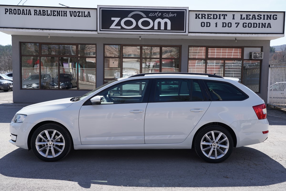 Škoda Octavia Combi 2.0 TDI  DSG
