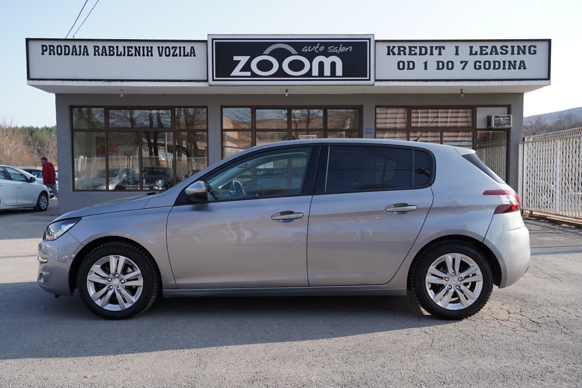 Peugeot 308 EXECUTIVE 1.6 BLUEHDI
