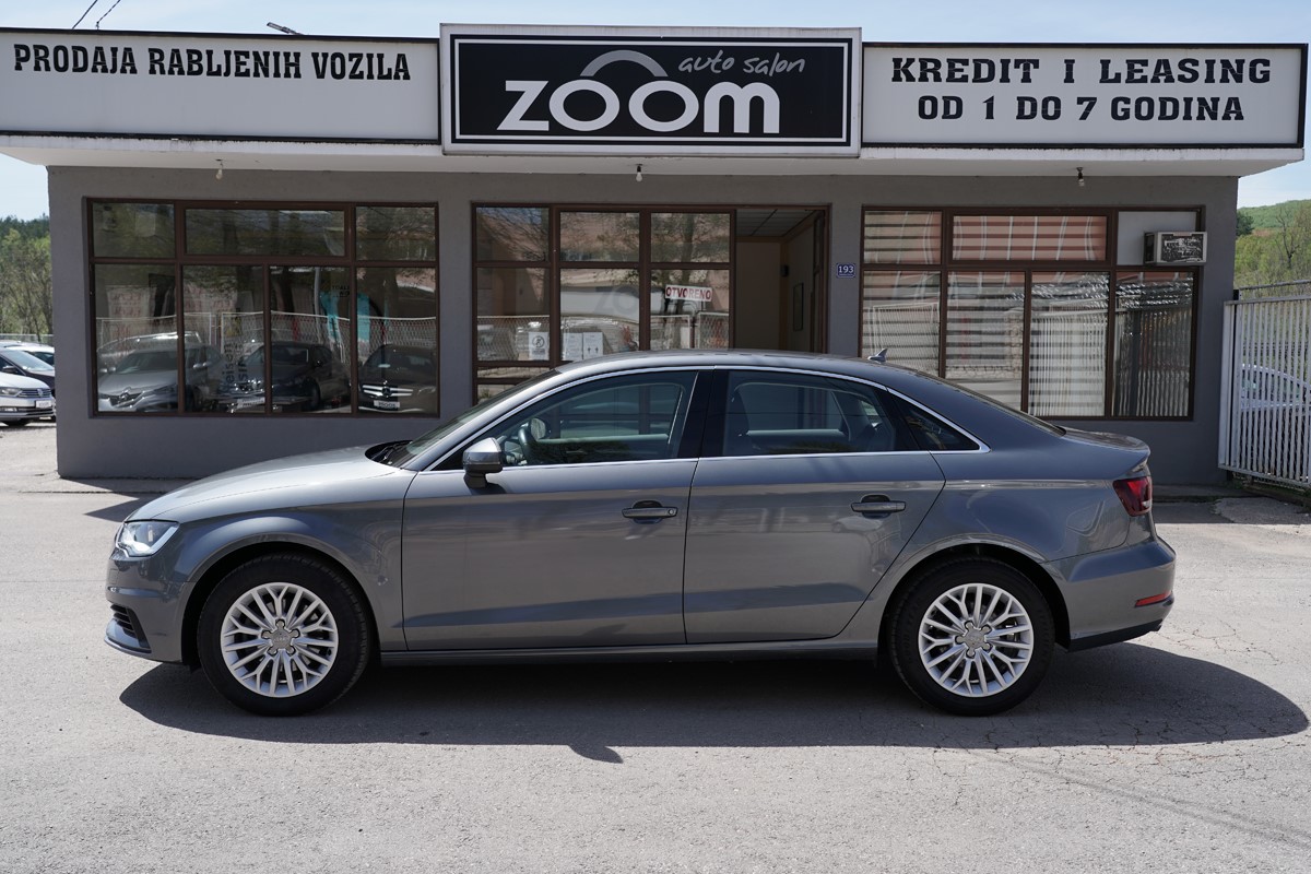 Audi A3
 1.6 TDi S-Tronic Berline Ambiente