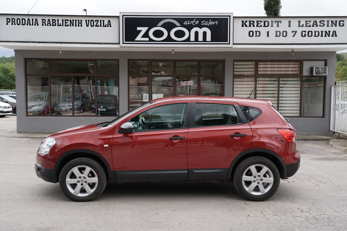 Nissan
 Qashqai 1.5 DCI