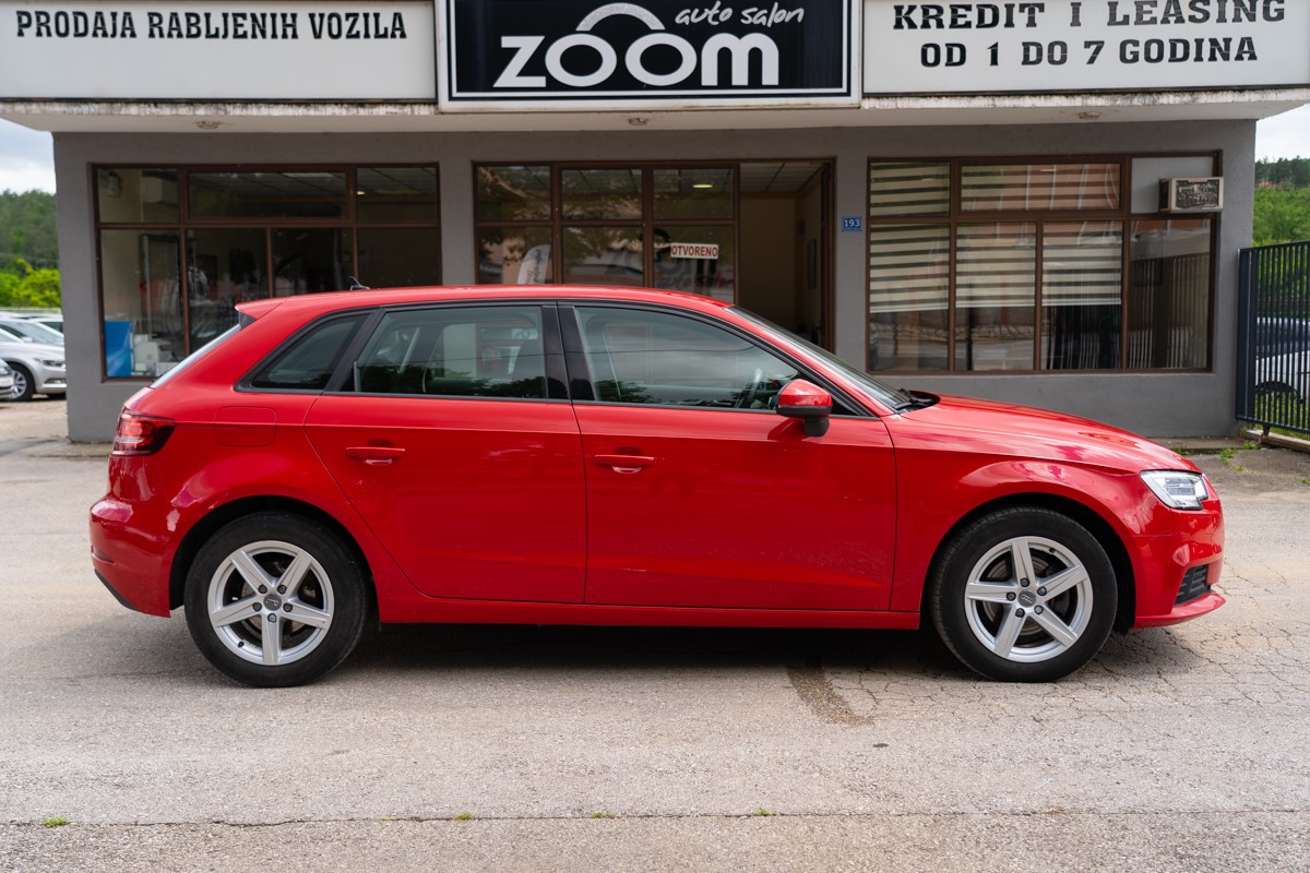 Audi A3
 30 TDI