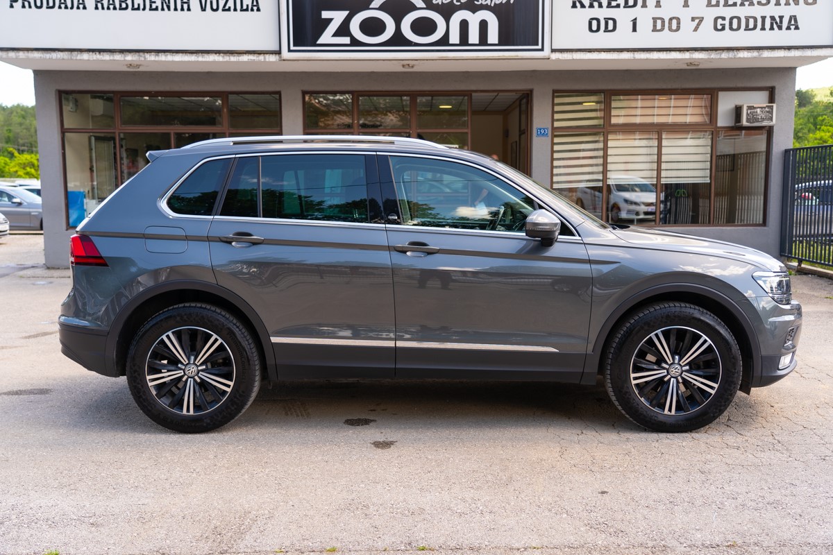 Volkswagen Tiguan
 2,0 TDI 4Motion