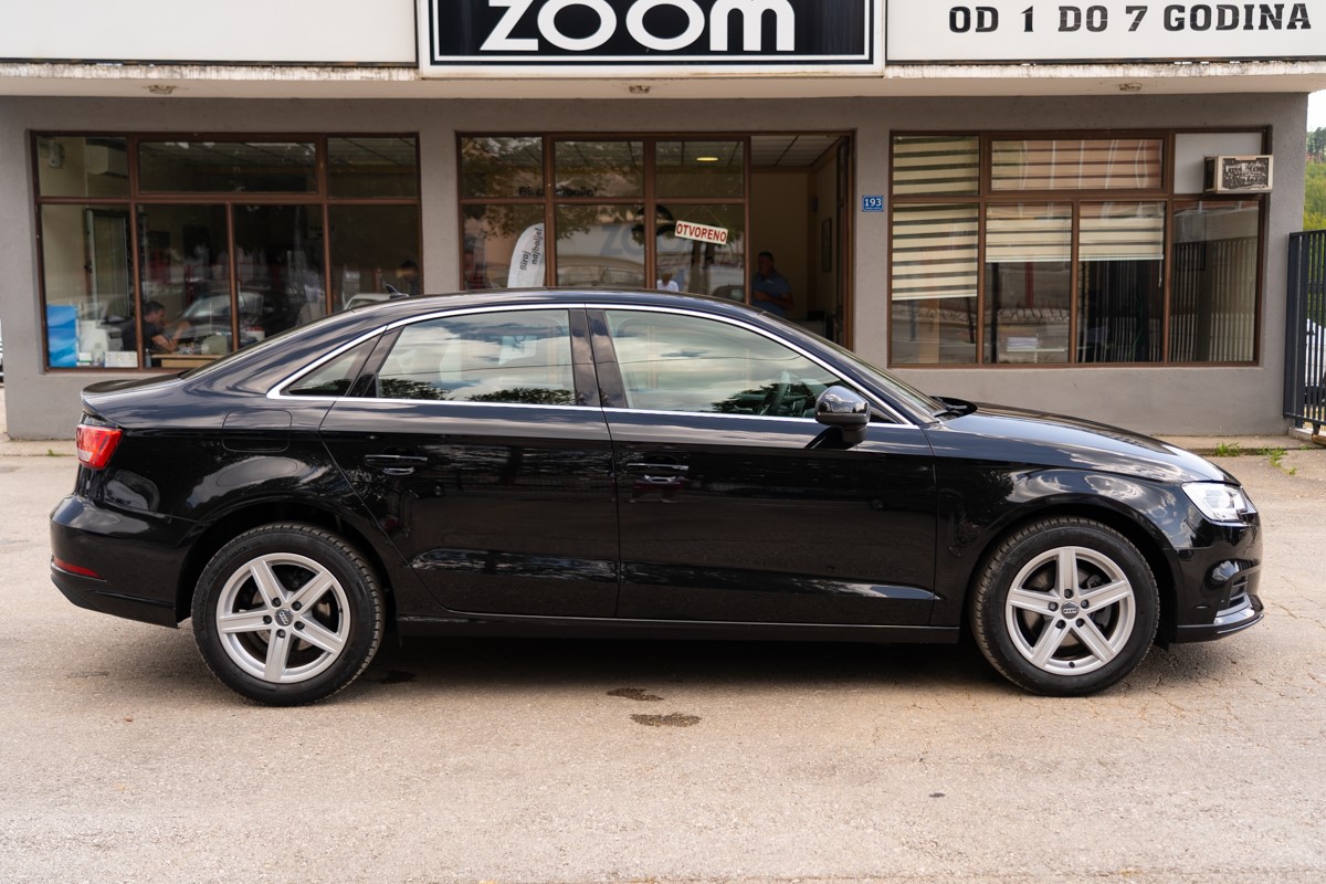 Audi A3
 30 TDI