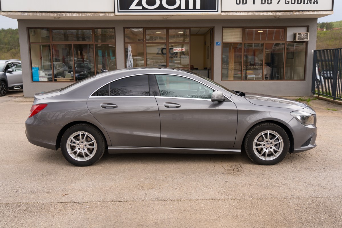 Mercedes-Benz CLA-Class 180D