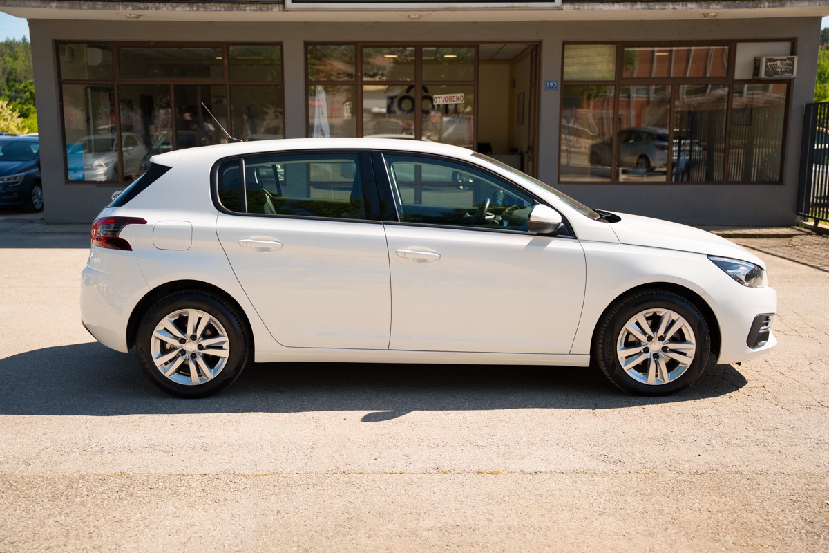 Peugeot 308 1.5 BlueHDI