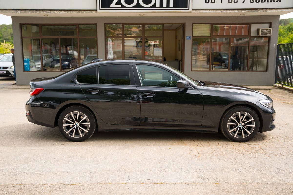 BMW
 3-Series 2.0 D
