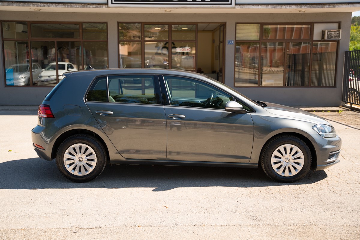 Volkswagen Golf 1.6 TDI