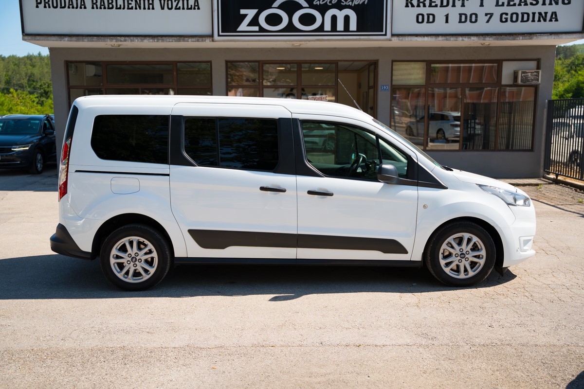 Ford
 Tourneo Connect 1.5 TDCI 7 Sjedišta