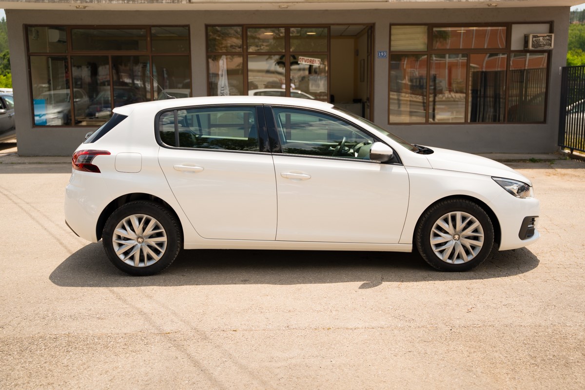 Peugeot 308 1.5 BlueHDI