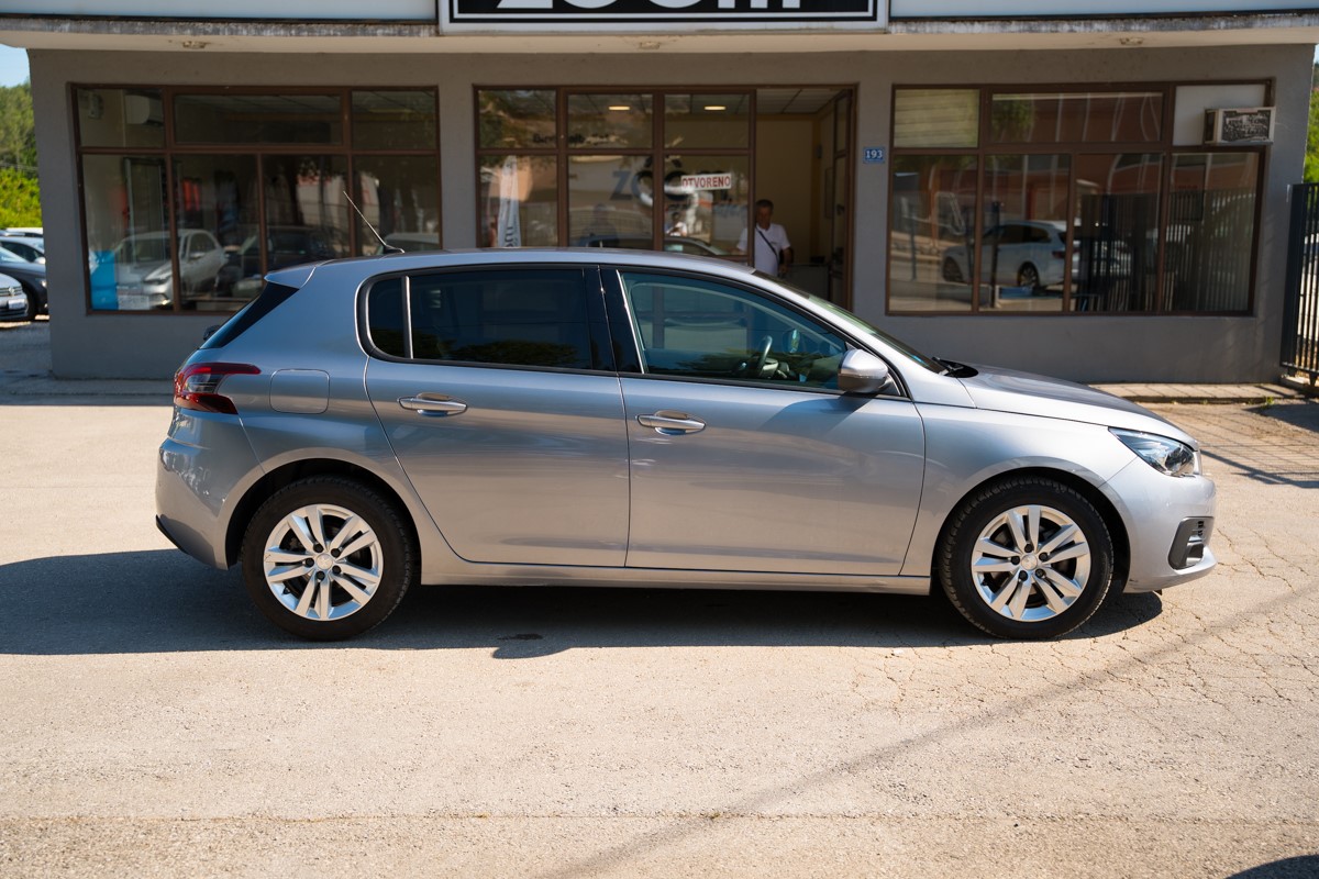 Peugeot 308 1.5 BlueHDI