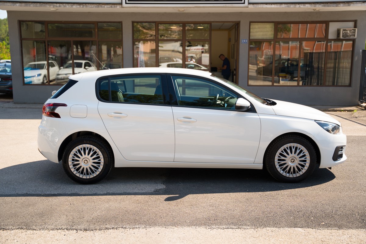 Peugeot 308 1.5 BlueHDI