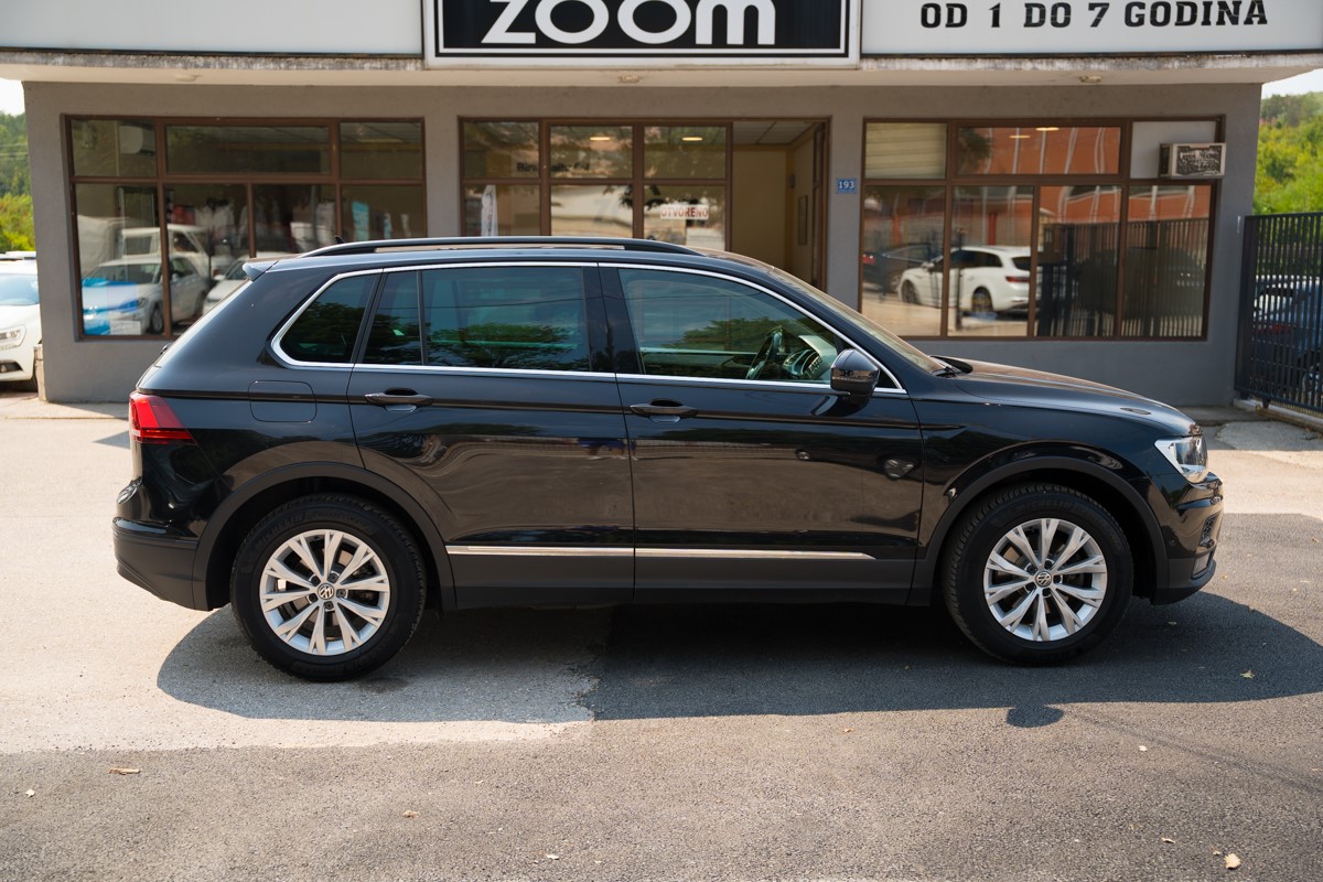 Volkswagen Tiguan
 2.0 TDI