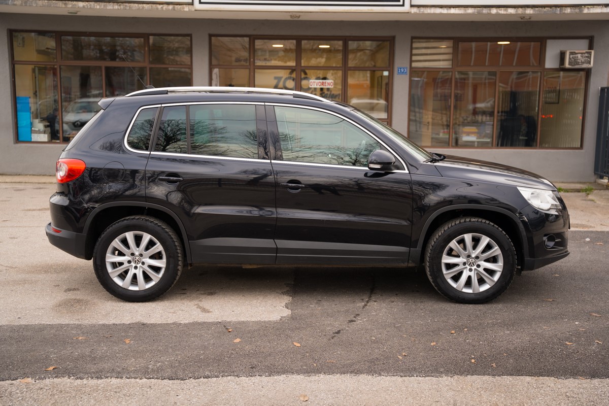 Volkswagen Tiguan
 2.0 TDI 4MOTION