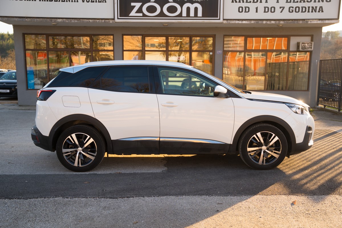 Peugeot 3008 1.5 BlueHDI