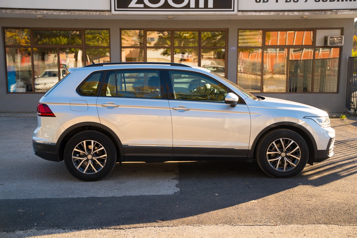 Volkswagen Tiguan
 2.0 TDI