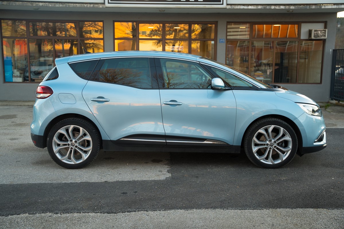Renault Scenic 1.7 DCI