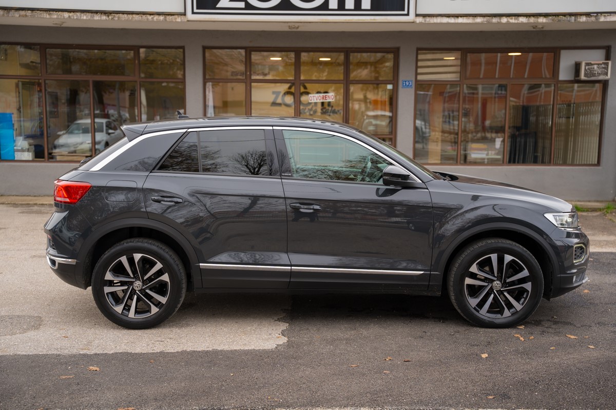 Volkswagen T-Roc 1.6 TDI IQ.DRIVE