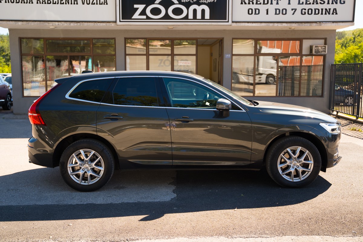 Volvo
 XC60 2.0 D B4 AWD