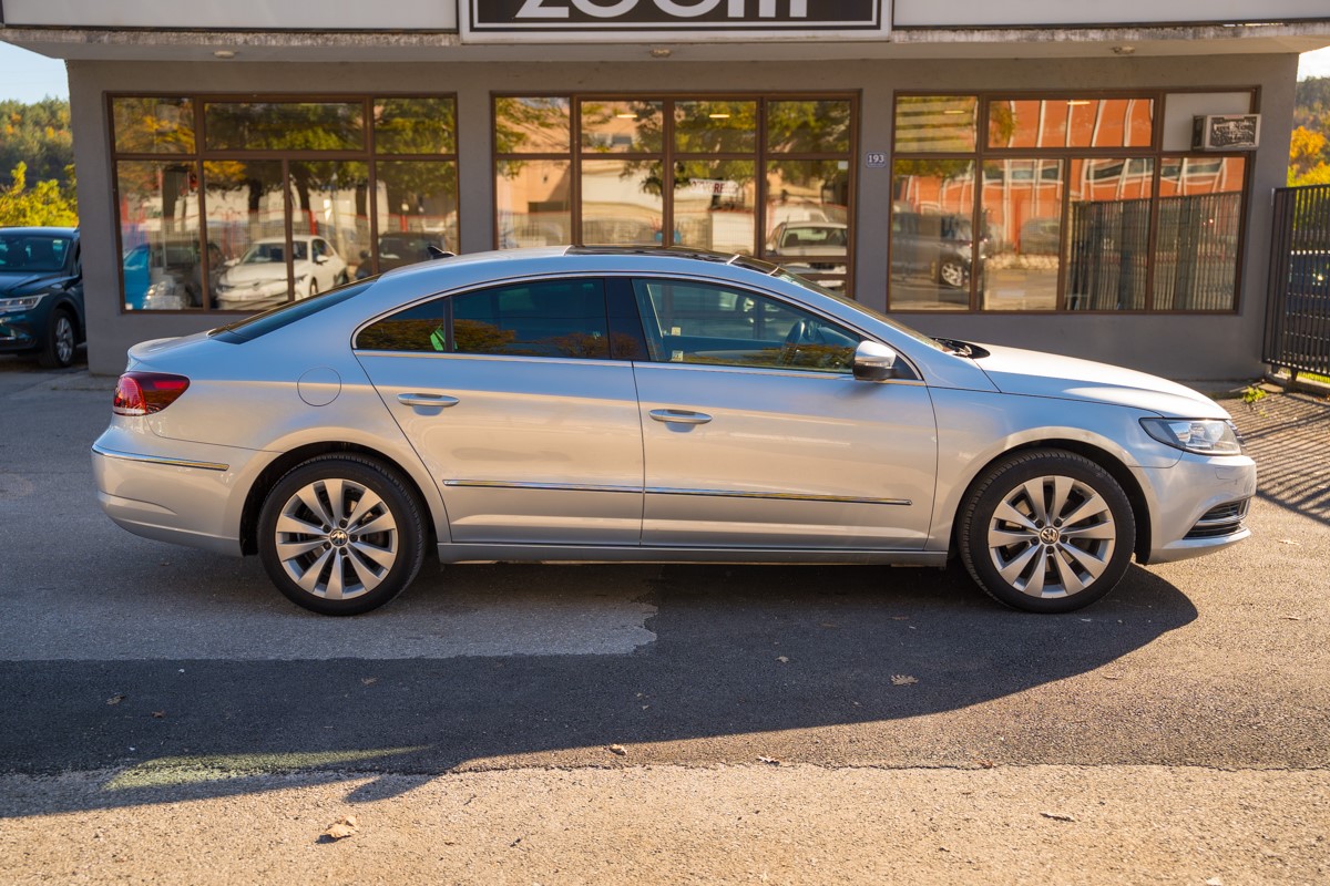 Volkswagen CC
 2.0 TDI 