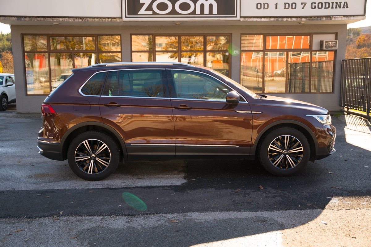 Volkswagen Tiguan
 2.0 TDI DSG 4MOTION