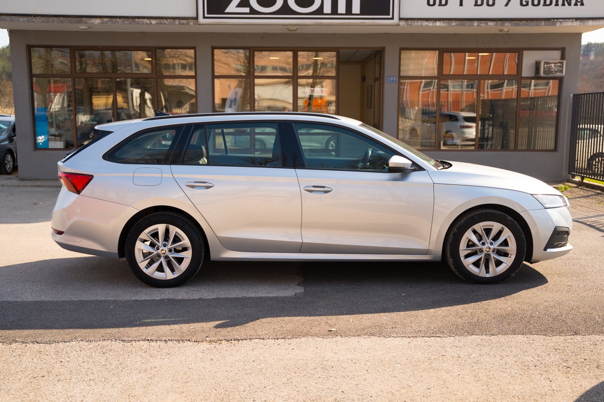 Škoda Octavia Combi 2.0 TDI DSG