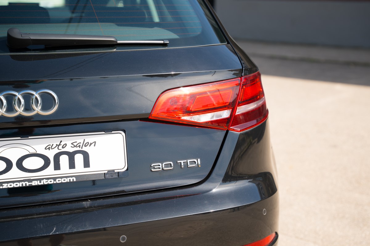 Audi A3
 30 TDI Sportback