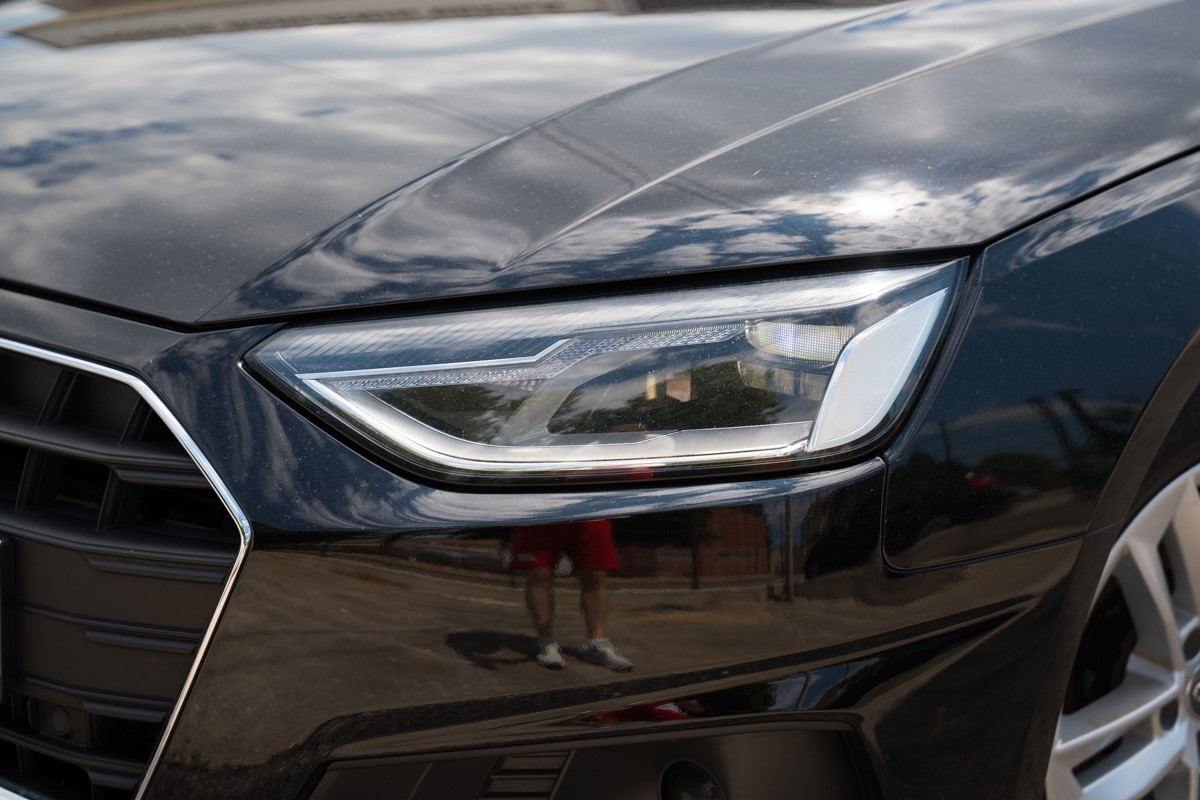 Audi A4
 2.0 TDI