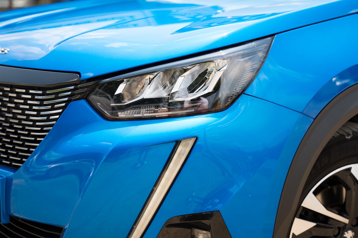 Peugeot 2008 1.5 BlueHDI ALLURE BUSINESS