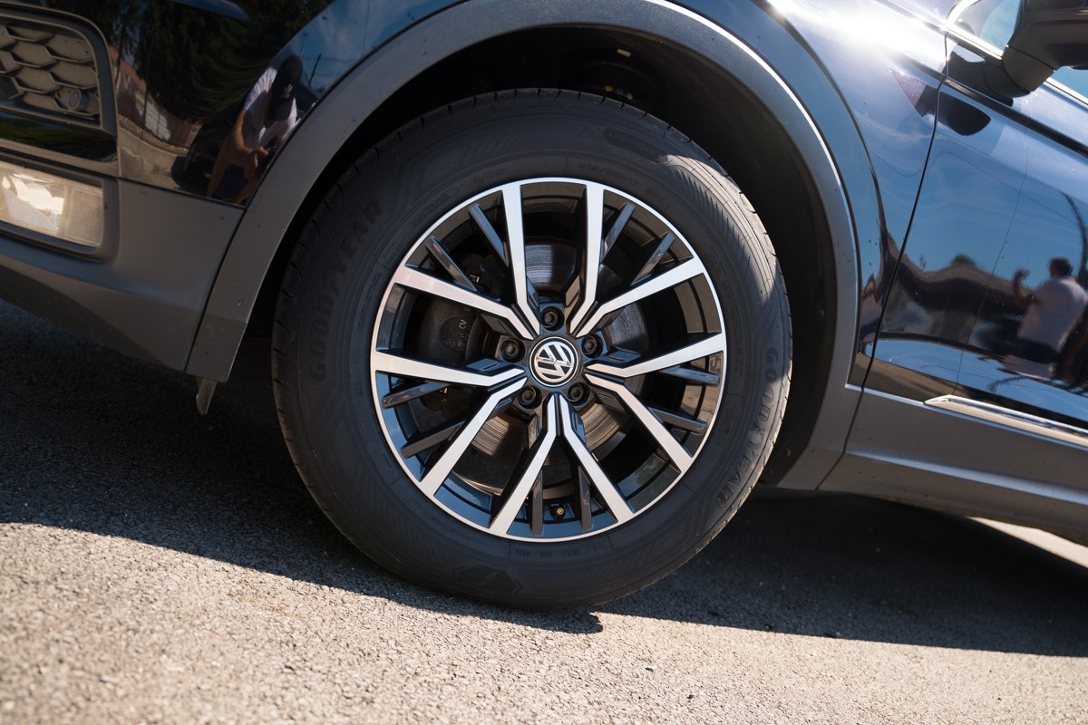 Volkswagen Tiguan
 2.0 TDI