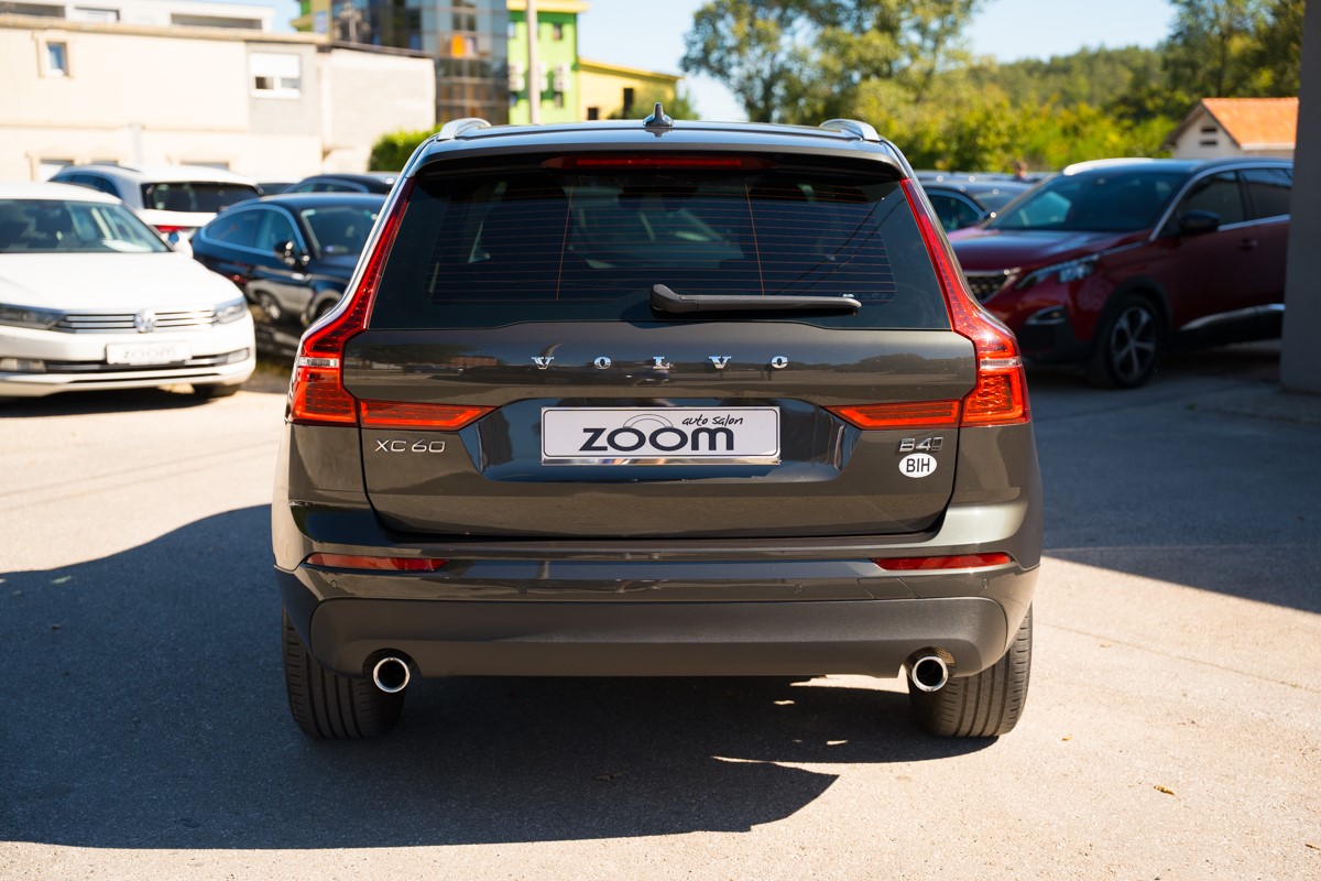 Volvo
 XC60 2.0 D B4 AWD