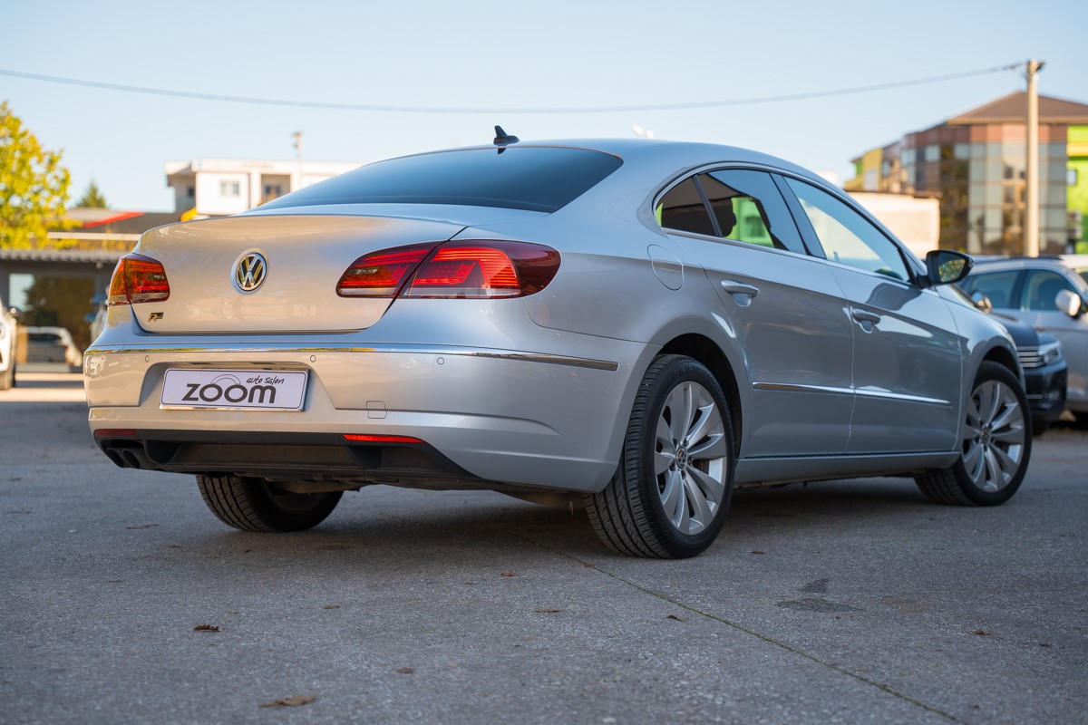 Volkswagen CC
 2.0 TDI 
