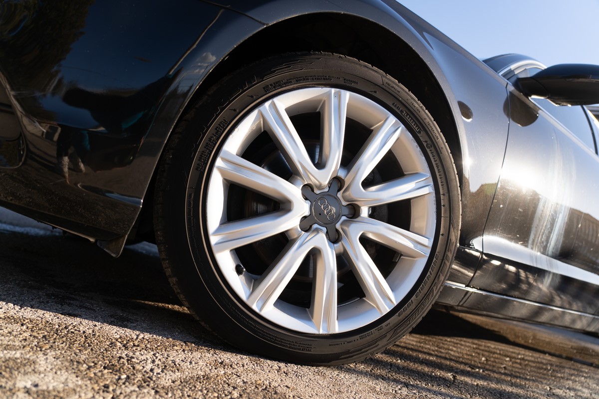 Audi A6
 2,0 TDI