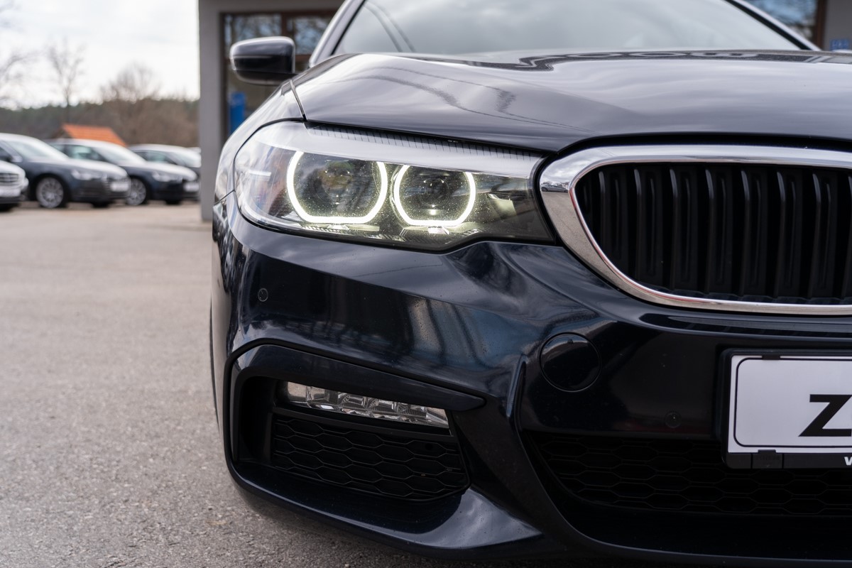 BMW
 5-Series 520dA  M Sportpaket